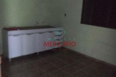 Casa &agrave; venda - 1m&sup2; - Vila Industrial