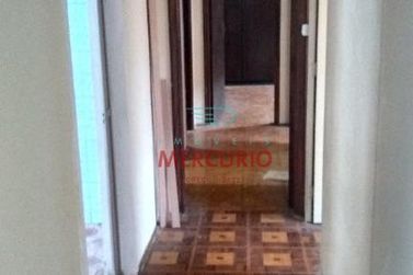 Casa &agrave; venda - 242m&sup2; - Vila Cardia
