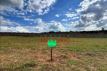 Terreno &agrave; venda - 402m&sup2; - Recanto dos Bandeirantes