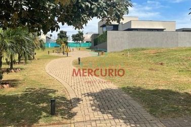 Terreno &agrave; venda - 372m&sup2; - Samambaia Parque Residencial