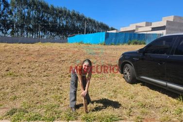 Terreno &agrave; venda - 267m&sup2; - Residencial Villa de Le&oacute;n 2
