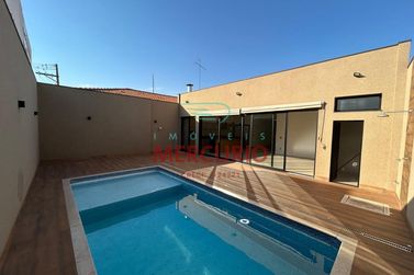 Casa &agrave; venda - 226m&sup2; - Higien&oacute;polis
