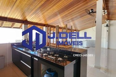 Casa &agrave; venda - 330m&sup2; - Vila Nova Santa Luzia