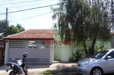 Casa &agrave; venda - 1m&sup2; - Vila Industrial
