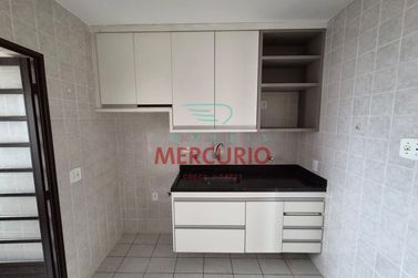 Apartamento para alugar - 86m&sup2; - Jardim Infante Dom Henrique