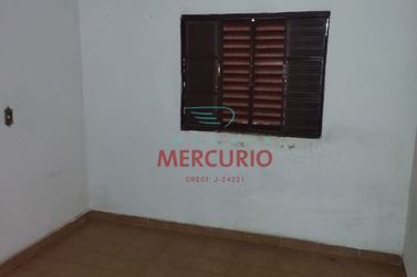 Casa &agrave; venda - 170m&sup2; - Conjunto Habitacional Engenheiro Ot&aacute;vio Rasi