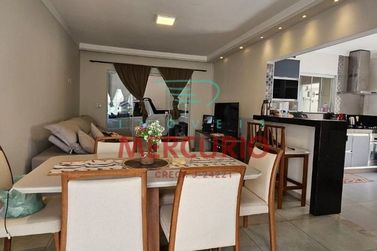 Casa &agrave; venda - 137m&sup2; - Jardim Solange