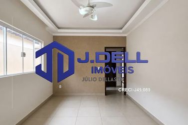 Casa &agrave; venda - 220m&sup2; - Jardim Terra Branca