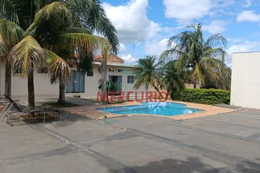 Ch&aacute;cara &agrave; venda - 888m&sup2; - Quinta da Bela Olinda