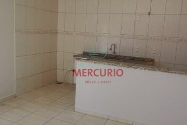 Casa &agrave; venda - 242m&sup2; - Vila Nova Nip&ocirc;nica