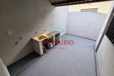 Casa &agrave; venda - 220m&sup2; - Vila S&atilde;o Jo&atilde;o da Boa Vista