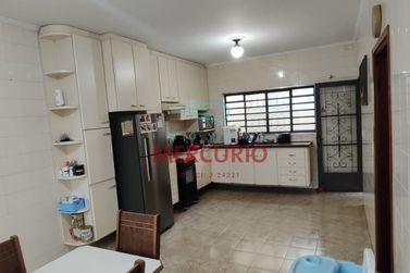 Casa &agrave; venda - 190m&sup2; - Jardim Terra Branca