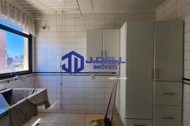 Apartamento &agrave; venda - 440m&sup2; - Centro