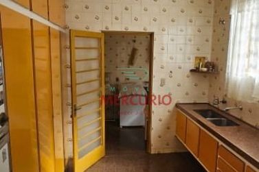 Casa &agrave; venda - 370m&sup2; - Jardim Brasil