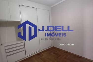Casa &agrave; venda - 200m&sup2; - Vila Camargo