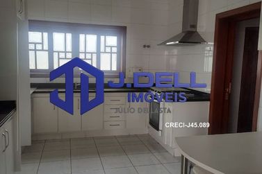 Casa &agrave; venda - 600m&sup2; - Aviacao