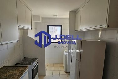 Apartamento &agrave; venda - 80m&sup2; - Infante Dom Henrique