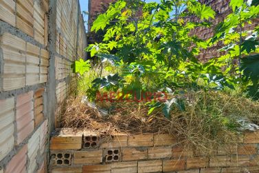 Casa &agrave; venda - 43m&sup2; - Jardim Mendon&ccedil;a