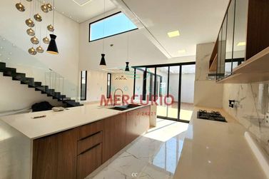 Casa para alugar - 310m&sup2; - Residencial Lago Sul