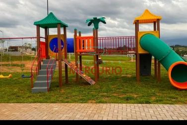 Terreno &agrave; venda - 402m&sup2; - Recanto dos Bandeirantes