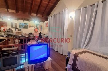 Casa &agrave; venda - 375m&sup2; - Vila Nova Santa Clara
