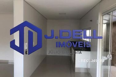 Casa &agrave; venda - 200m&sup2; - Vista Alegre