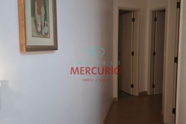 Apartamento &agrave; venda - 70m&sup2; - Centro