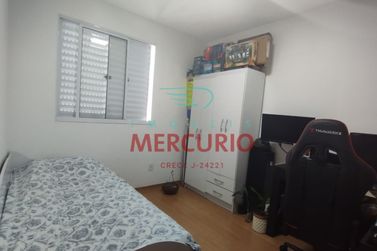 Apartamento &agrave; venda - 47m&sup2; - Vila Serr&atilde;o