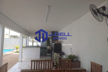 Ch&aacute;cara &agrave; venda - 300m&sup2; - Vale do Igapo