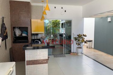 Casa &agrave; venda - 200m&sup2; - Resid. Solar Primavera