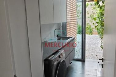 Casa &agrave; venda - 316m&sup2; - Jardim Shangri-L&aacute;