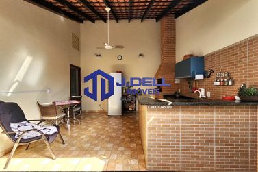 Casa &agrave; venda - 250m&sup2; - Jardins do Sul