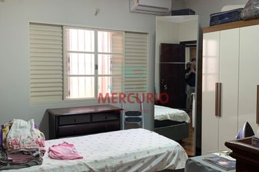Casa &agrave; venda - 144m&sup2; - Centro