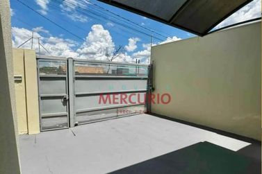Casa &agrave; venda - 76m&sup2; - Jardim Silvestre II