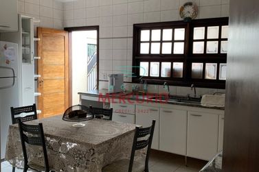 Casa &agrave; venda - 144m&sup2; - Centro