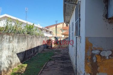 Casa &agrave; venda - 222m&sup2; - Centro