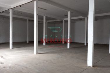 Sal&atilde;o Comercial para alugar - 500m&sup2; - Vila S&atilde;o Jo&atilde;o da Boa Vista