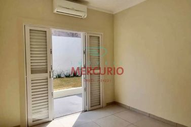 Casa &agrave; venda - 76m&sup2; - Jardim Silvestre II