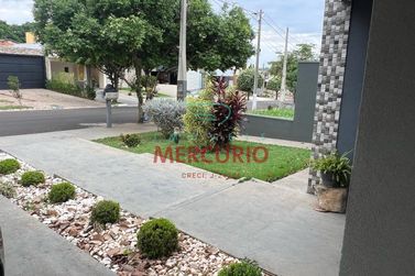 Casa &agrave; venda - 248m&sup2; - Condom&iacute;nio Vale Florido 2