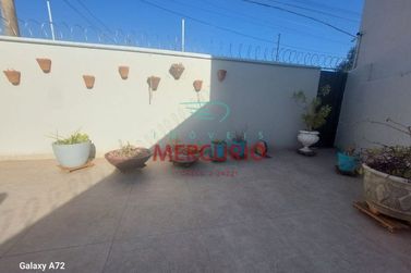 Casa &agrave; venda - 190m&sup2; - Jardim Continental