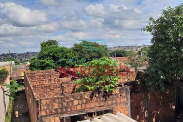 Terreno &agrave; venda - 272m&sup2; - Parque Santa Edwiges