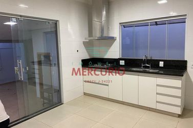 Casa para alugar - 320m&sup2; - Vila Avia&ccedil;&atilde;o