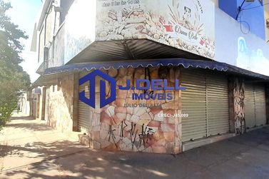 Sal&atilde;o Comercial para alugar - 85m&sup2; - Centro