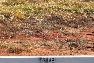 Terreno &agrave; venda - 400m&sup2; - Recanto dos Bandeirantes