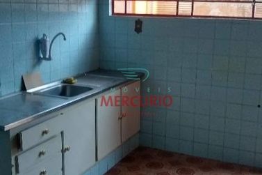 Casa &agrave; venda - 242m&sup2; - Vila Cardia