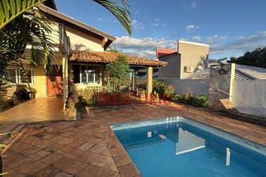 Casa &agrave; venda - 350m&sup2; - Samambaia Parque Residencial