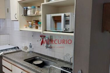 Apartamento &agrave; venda - 68m&sup2; - Vila Cardia