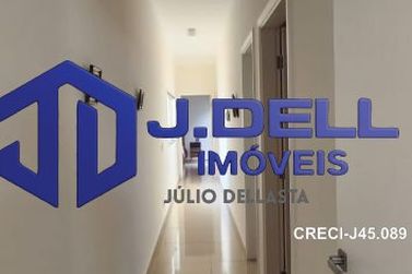 Casa &agrave; venda - 230m&sup2; - Jardim Terra Branca