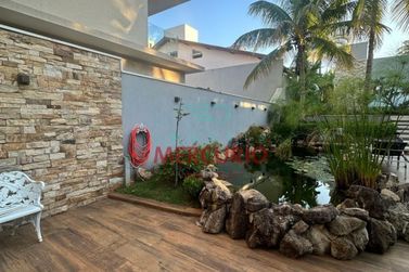 Casa &agrave; venda - 485m&sup2; - Residencial Lago Sul