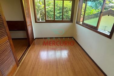 Ch&aacute;cara &agrave; venda - 236m&sup2; - Condom&iacute;nio Real Village